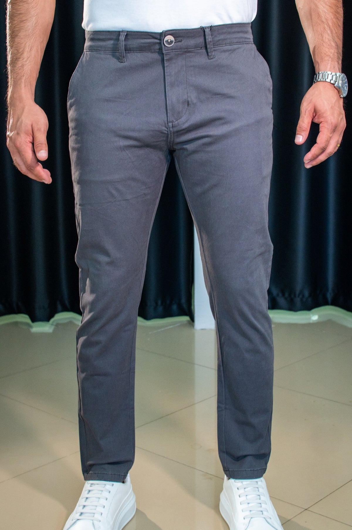 Calça Slim Sarja Chino