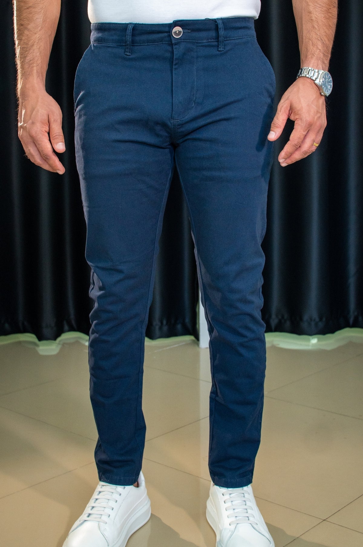 Calça Slim Sarja Chino